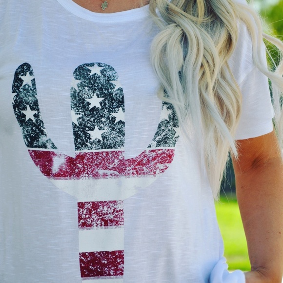 Cactus Tee - Picture 2 of 4